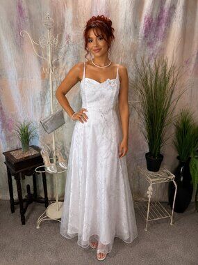 📌Lenovia Fairy White - Silver Floral Bridal - Prom - Formal  Lace Up Gown